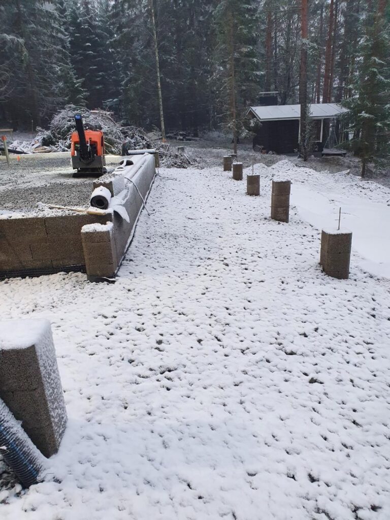 Perustustyö talviaikaan